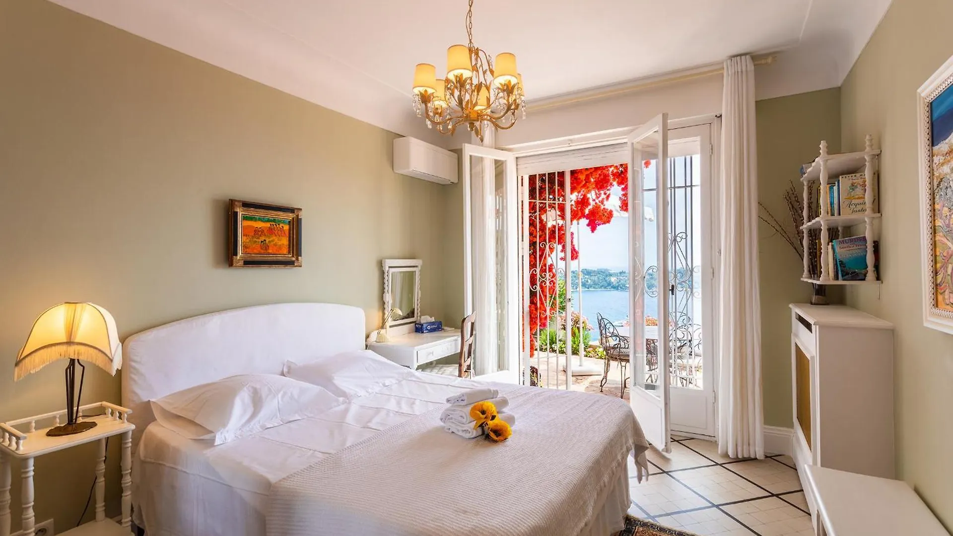 Romantic Villa Vi4412 By Riviera Holiday Homes Villefranche-sur-Mer