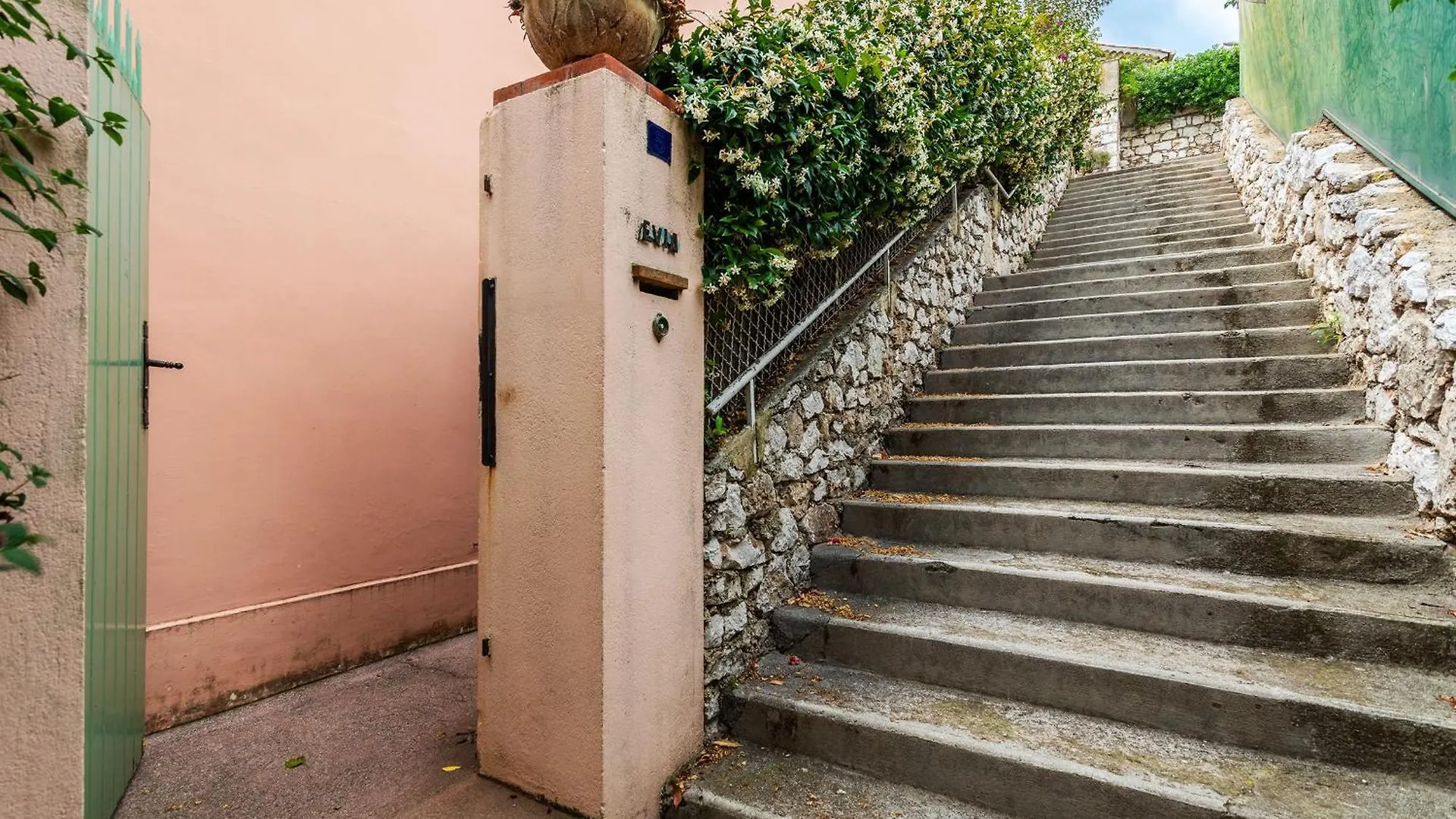 Romantic Villa Vi4412 By Riviera Holiday Homes Villefranche-sur-Mer 0*,