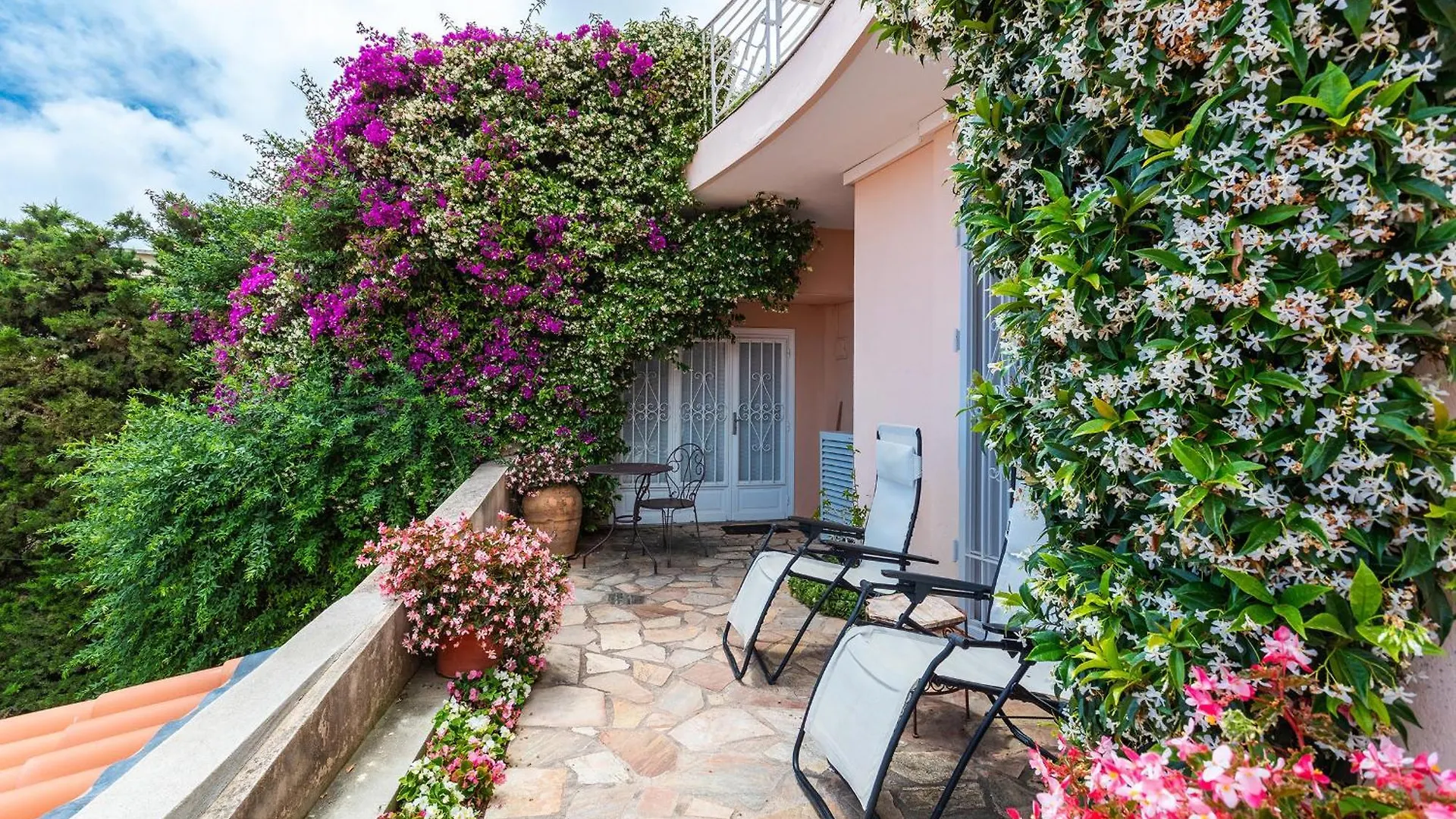 Romantic Villa Vi4412 By Riviera Holiday Homes Villefranche-sur-Mer